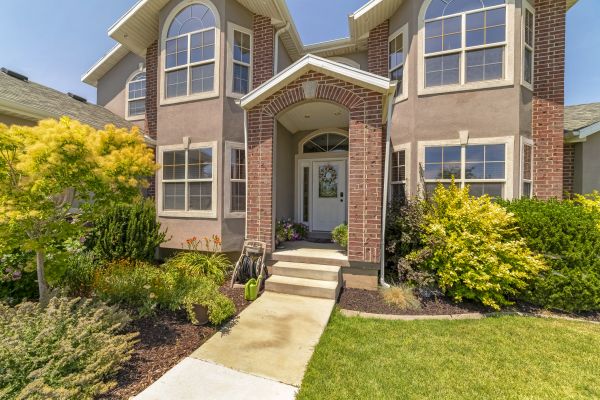 Transom Window Replacement in Easthampton